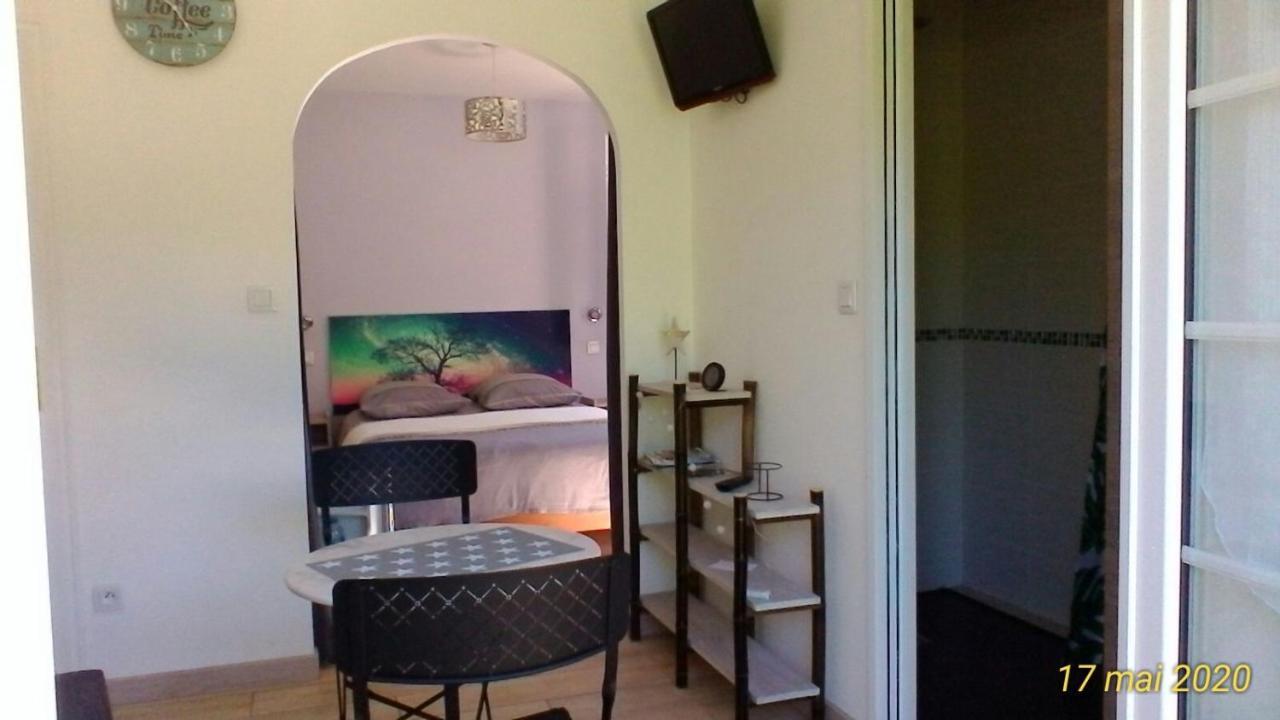 Le Clos Des Palombes Wifi Climatisation Saint-Pierre-du-Mont  Экстерьер фото