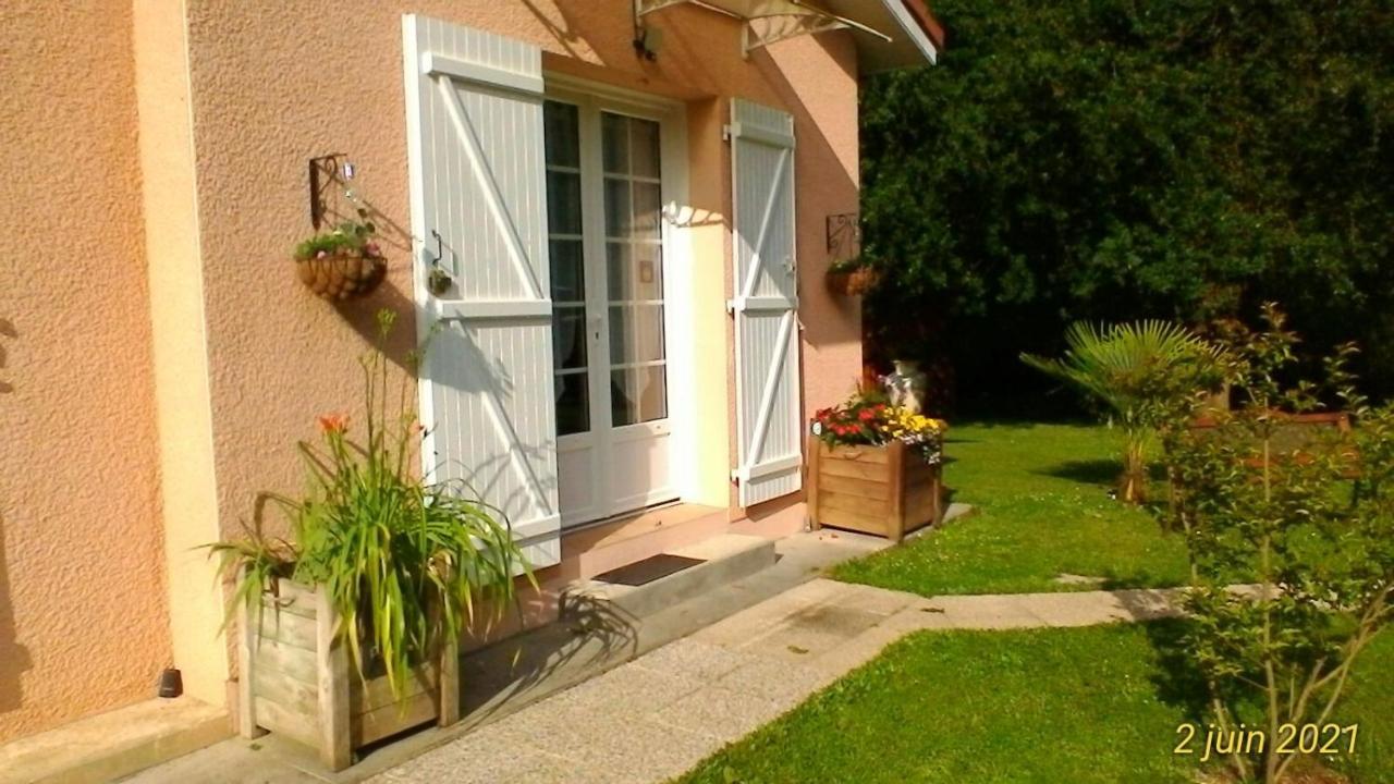 Le Clos Des Palombes Wifi Climatisation Saint-Pierre-du-Mont  Экстерьер фото