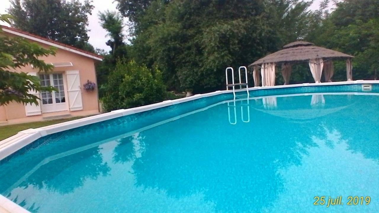 Le Clos Des Palombes Wifi Climatisation Saint-Pierre-du-Mont  Экстерьер фото